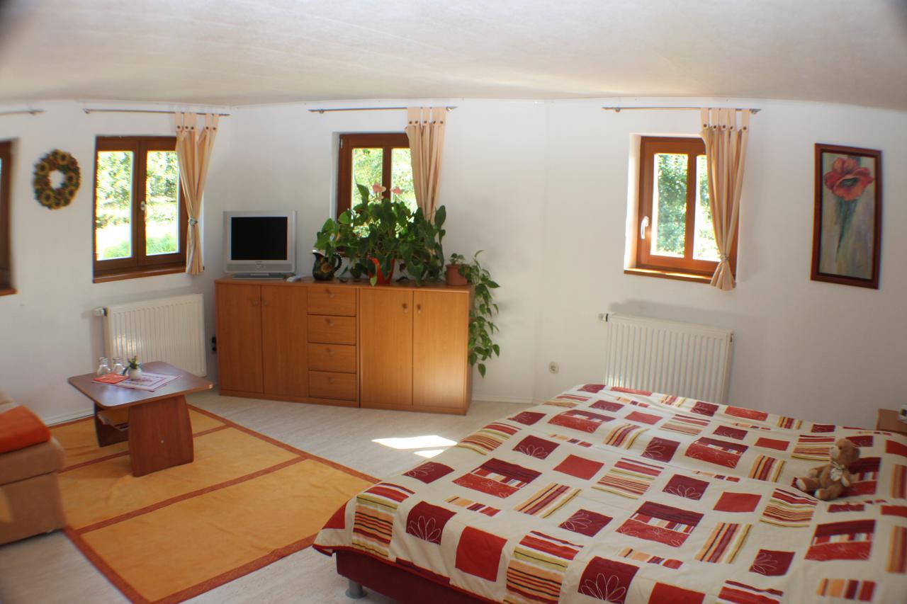 Gasthaus "Zum Wanderstuebel" Hinterhermsdorf Zewnętrze zdjęcie